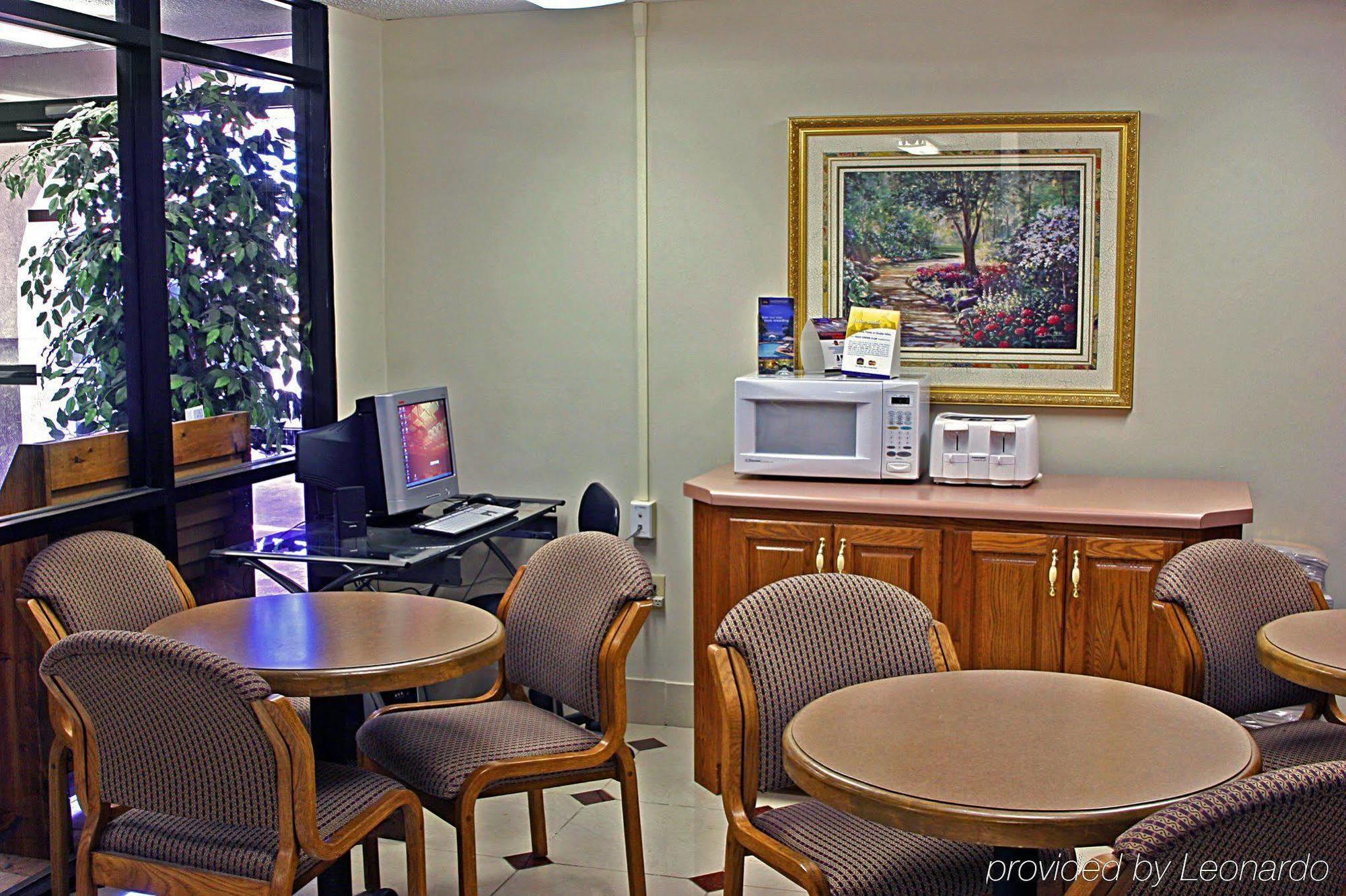Days Inn & Suites By Wyndham Starkville Εστιατόριο φωτογραφία